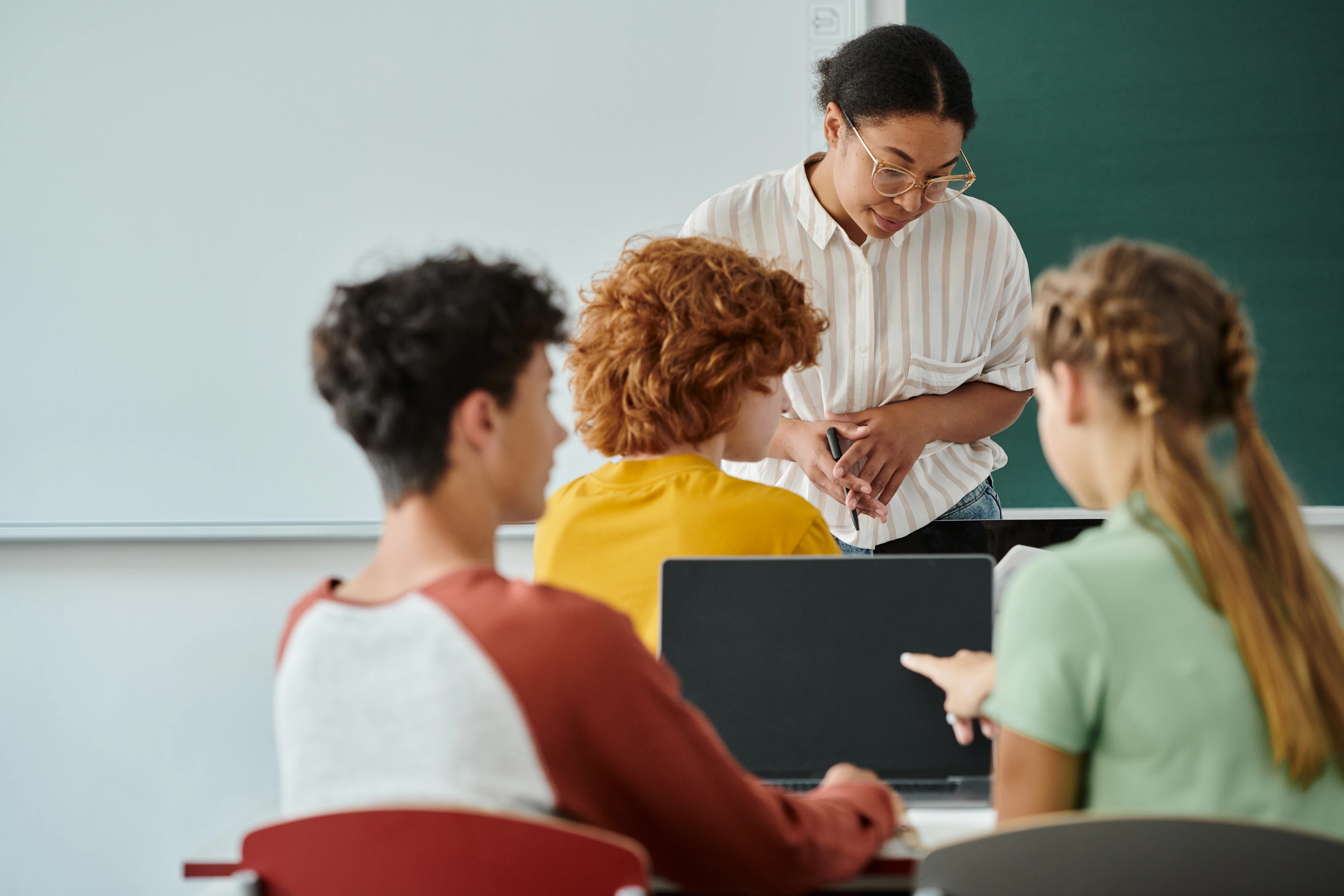 O mito da resistência docente: quando a falha está na sequência formativa, não no professor